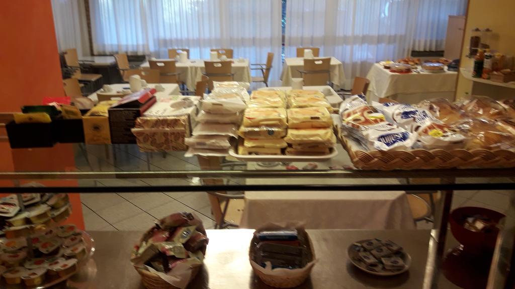 Albergo Nyers Perugia Luaran gambar