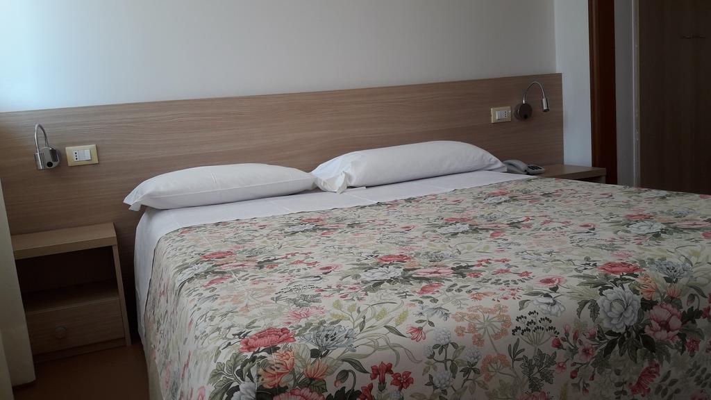 Albergo Nyers Perugia Luaran gambar