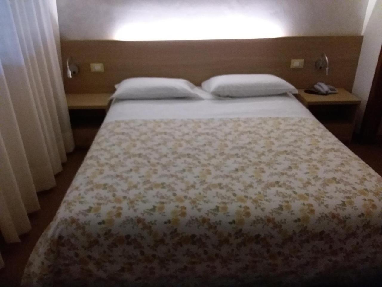 Albergo Nyers Perugia Luaran gambar