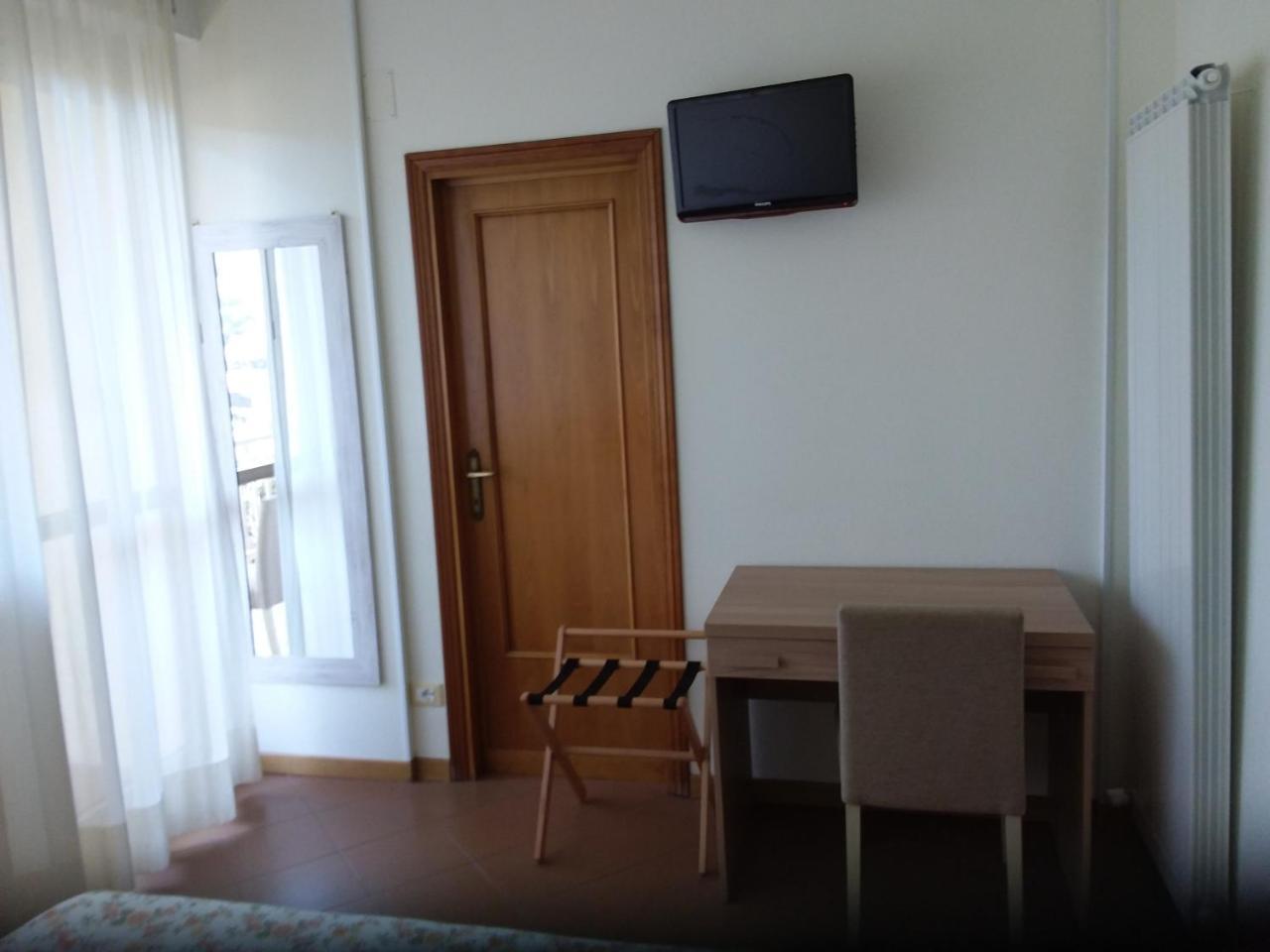 Albergo Nyers Perugia Luaran gambar