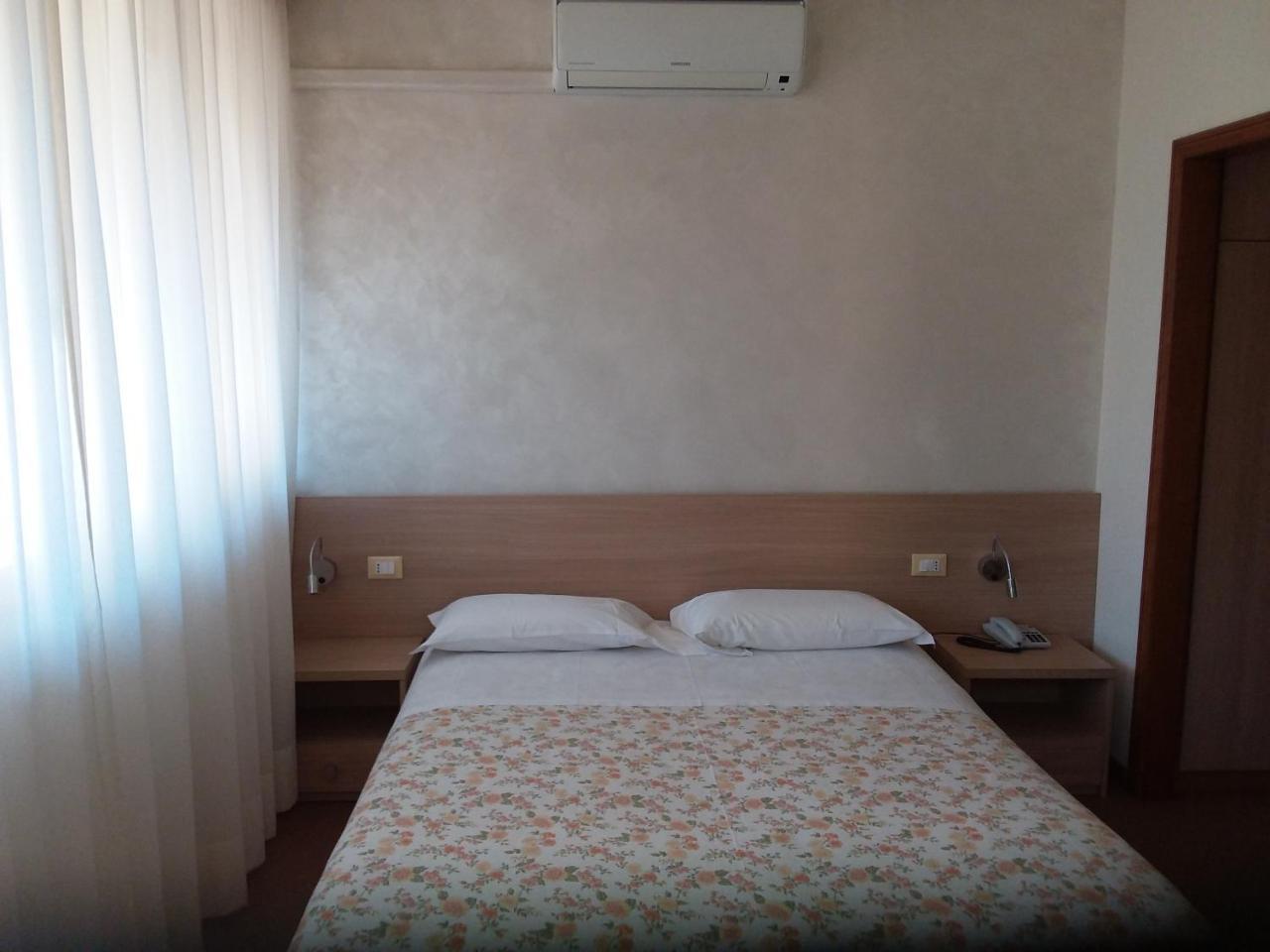 Albergo Nyers Perugia Luaran gambar