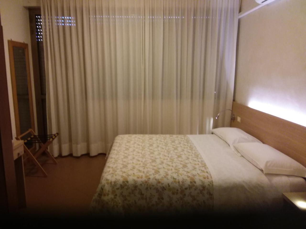 Albergo Nyers Perugia Luaran gambar
